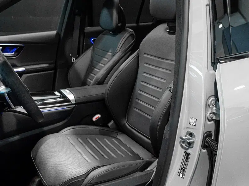 Mercedes-Benz GLC nuova a Ancona (13)