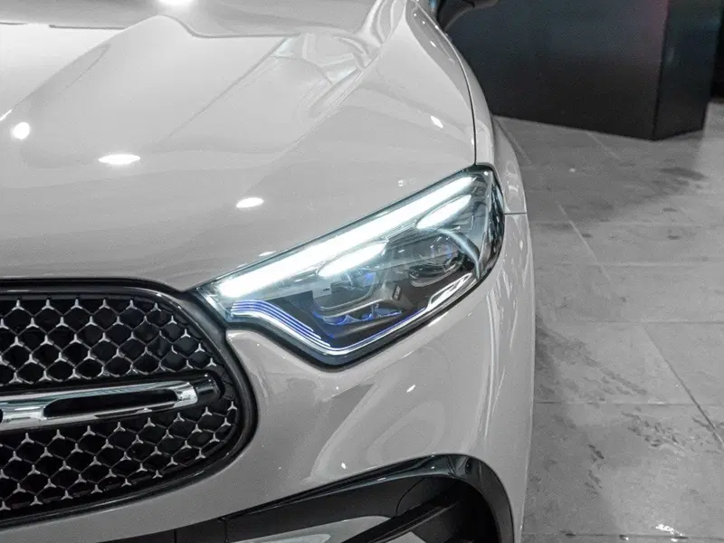 Mercedes-Benz GLC nuova a Ancona (6)