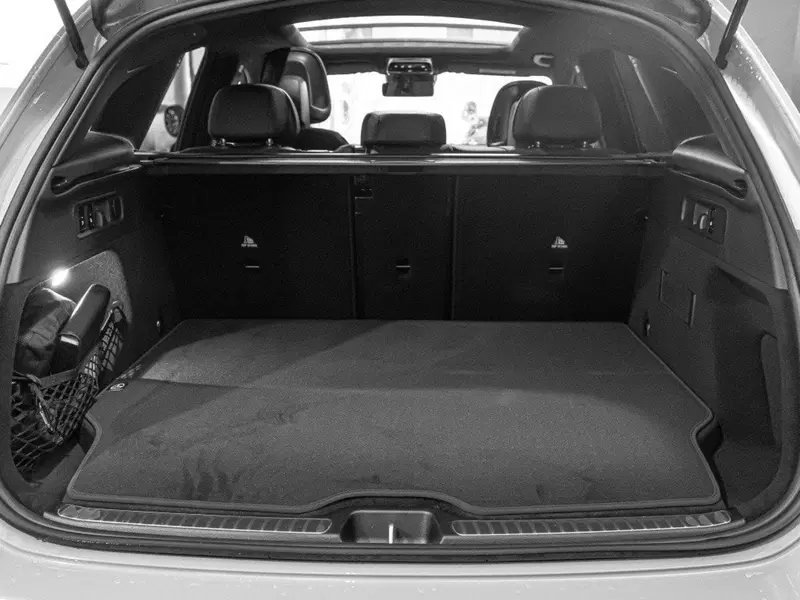 Mercedes-Benz GLC nuova a Ancona (9)