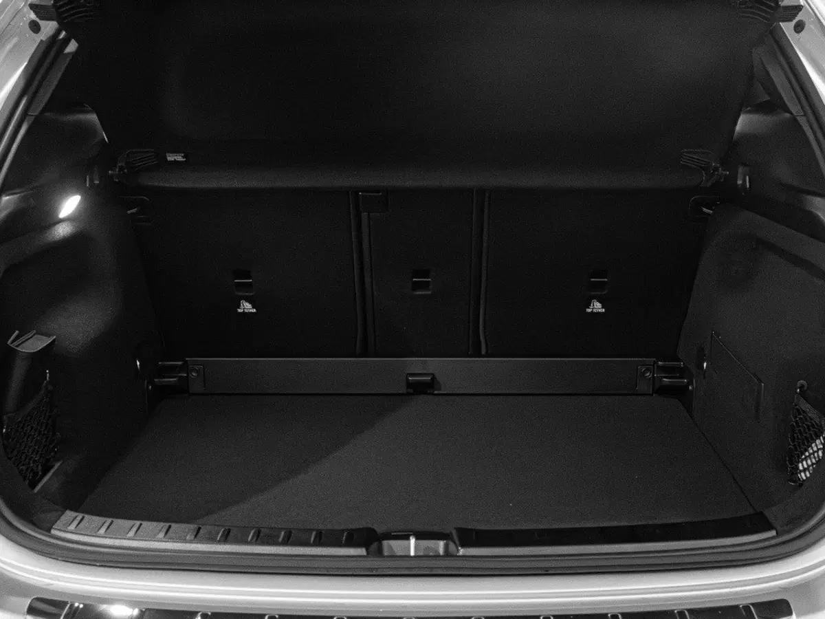 Mercedes-Benz GLA SUV nuova a Ancona (10)