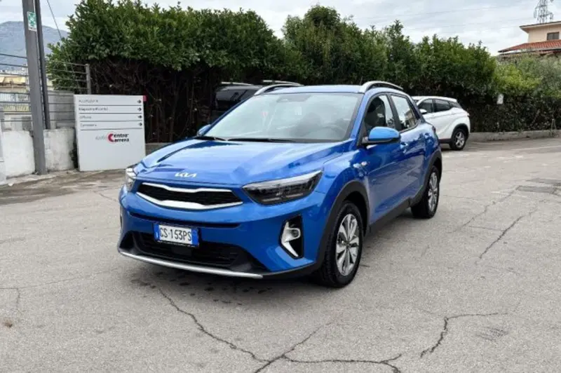 Kia Stonic usata a Latina (3)