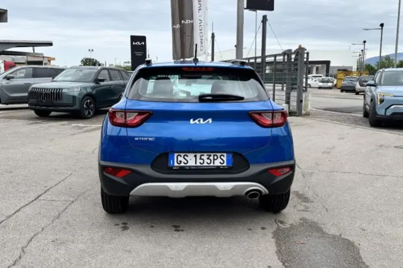 Kia Stonic usata a Latina (6)