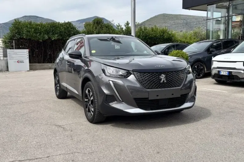 Peugeot 2008 usata a Latina