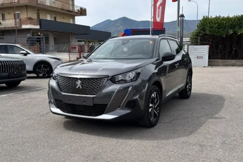 Peugeot 2008 usata a Latina (3)