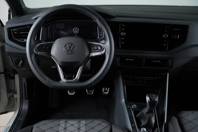 Volkswagen Taigo nuova a Perugia (16)