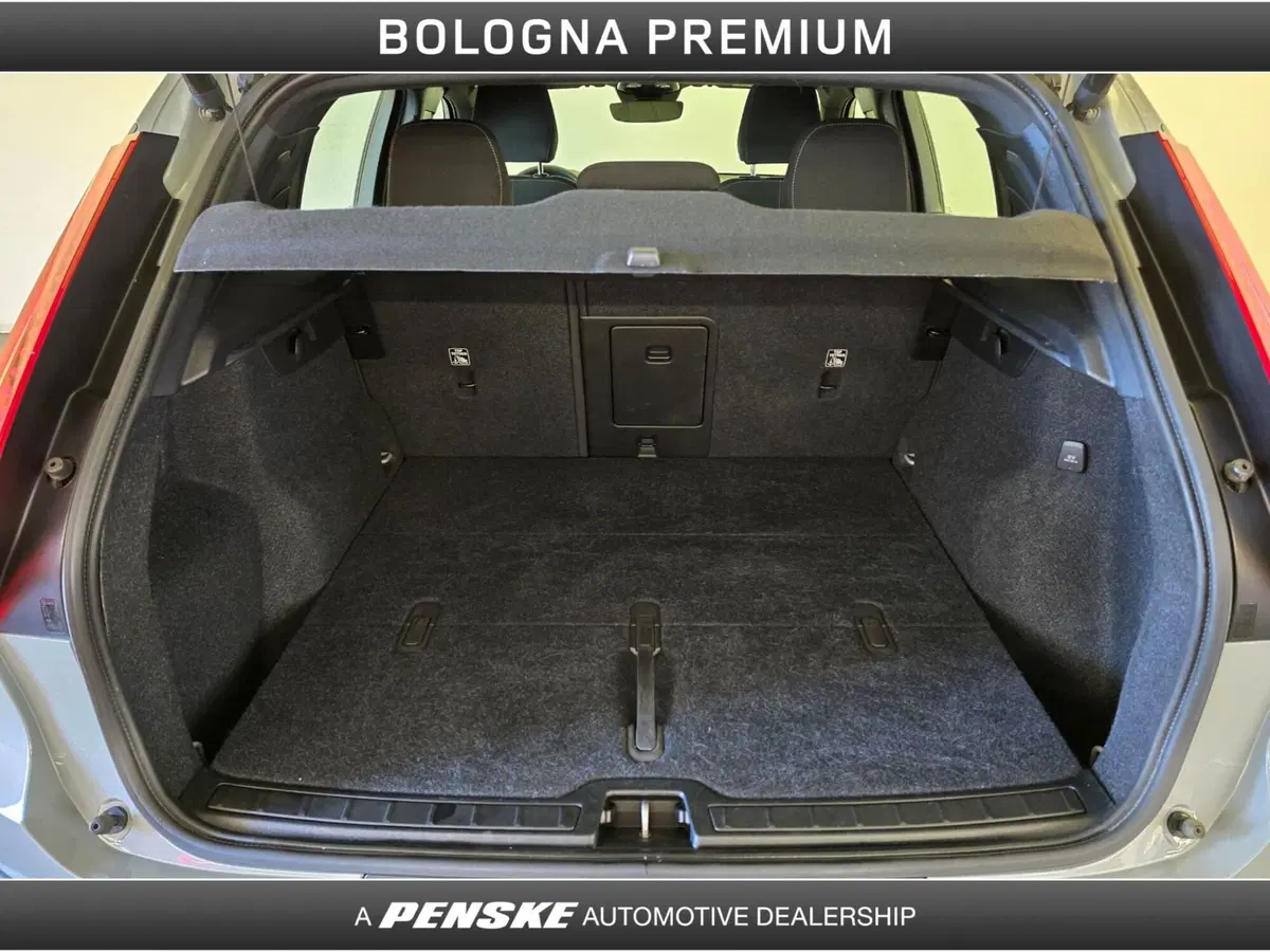 Volvo XC40 usata a Bologna (10)