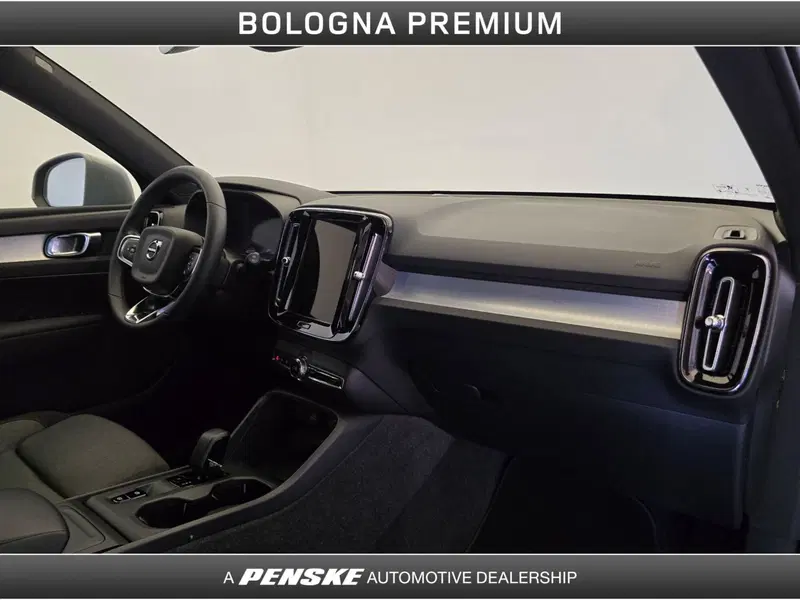 Volvo XC40 usata a Bologna (16)
