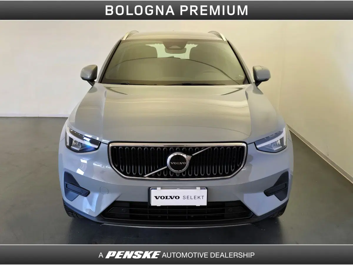 Volvo XC40 usata a Bologna (8)