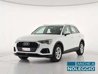 Audi Q3 35 2.0 tdi Business Advanced s-tronic del 2023 usata a Alessandria
