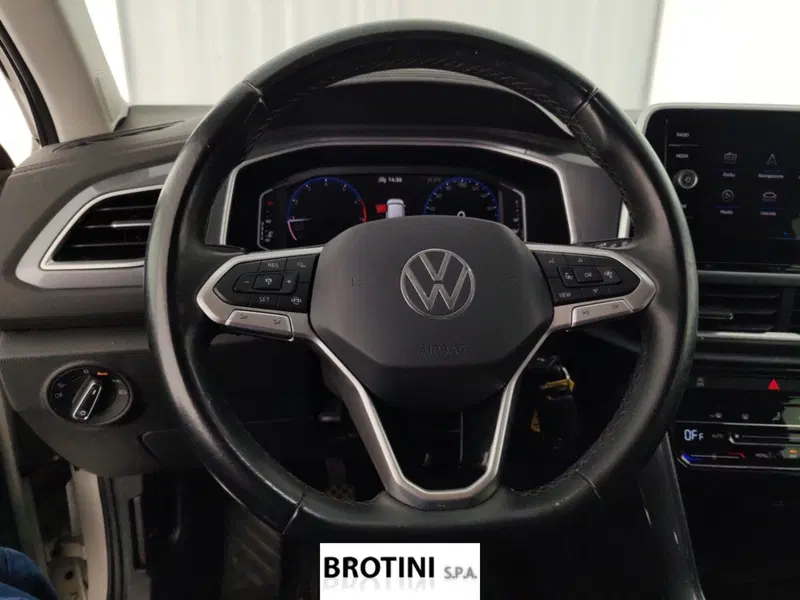Volkswagen T-Roc usata a Massa-Carrara (14)