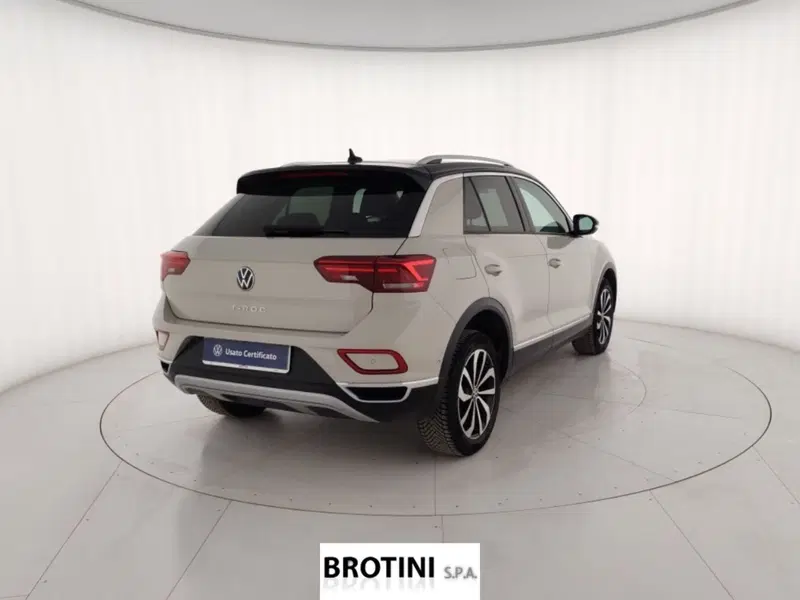 Volkswagen T-Roc usata a Massa-Carrara (3)