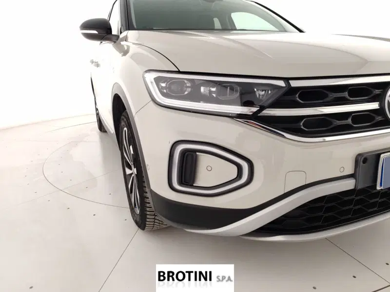 Volkswagen T-Roc usata a Massa-Carrara (5)
