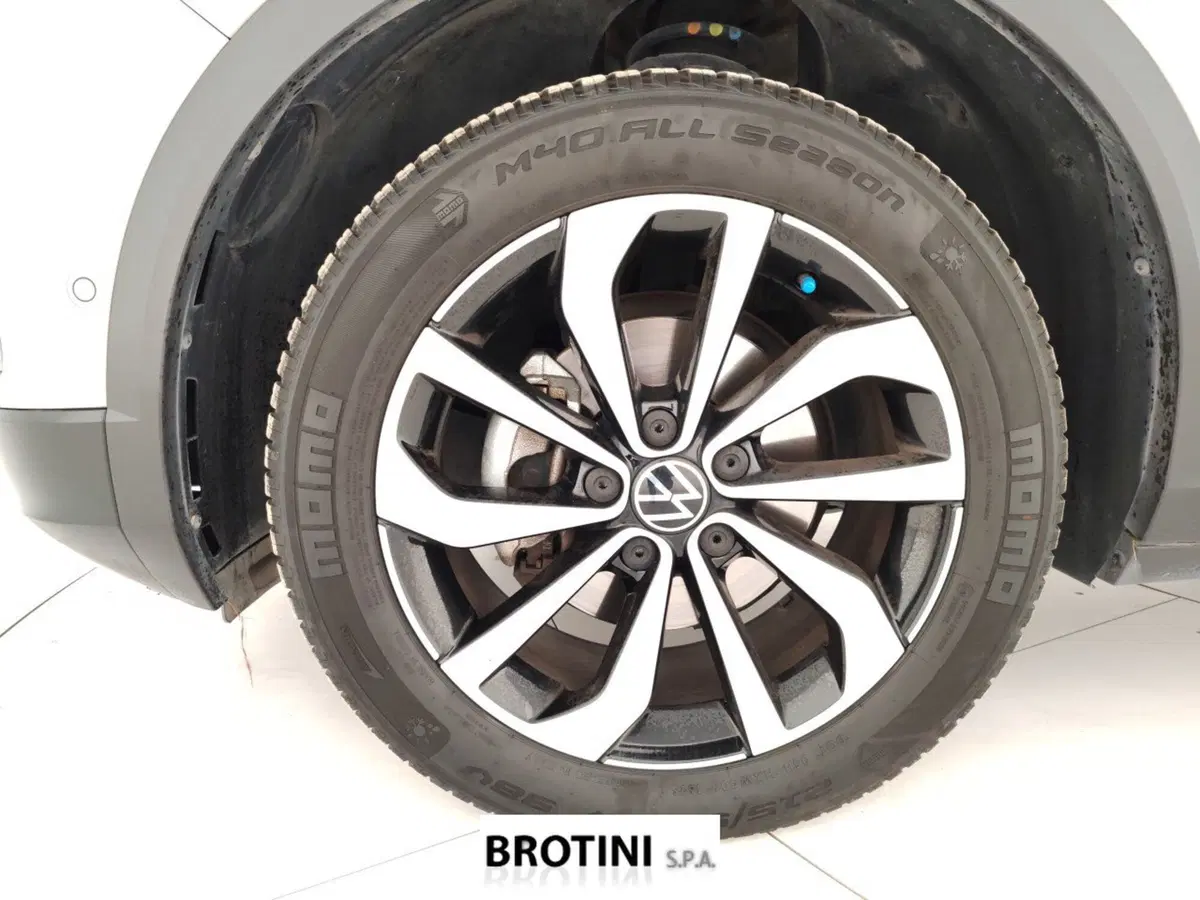 Volkswagen T-Roc usata a Massa-Carrara (6)