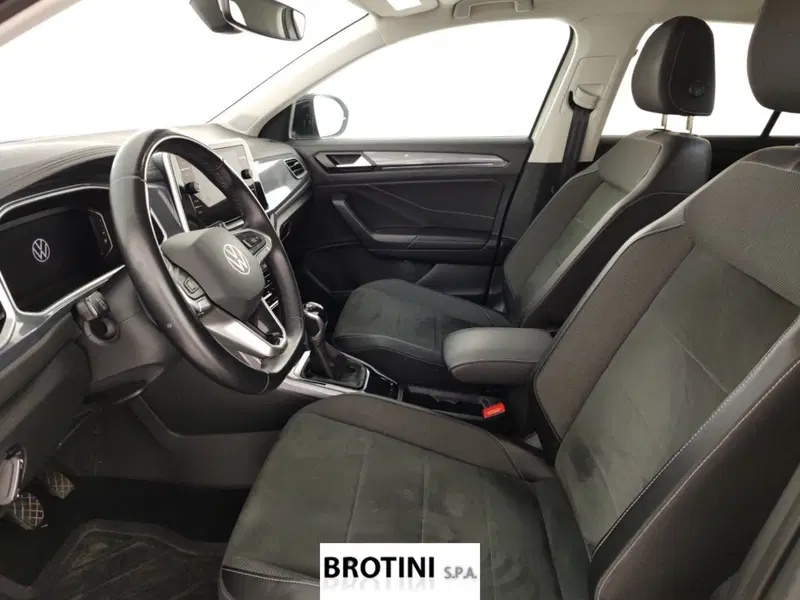 Volkswagen T-Roc usata a Massa-Carrara (7)