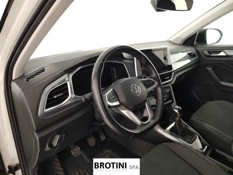Volkswagen T-Roc usata a Massa-Carrara (8)