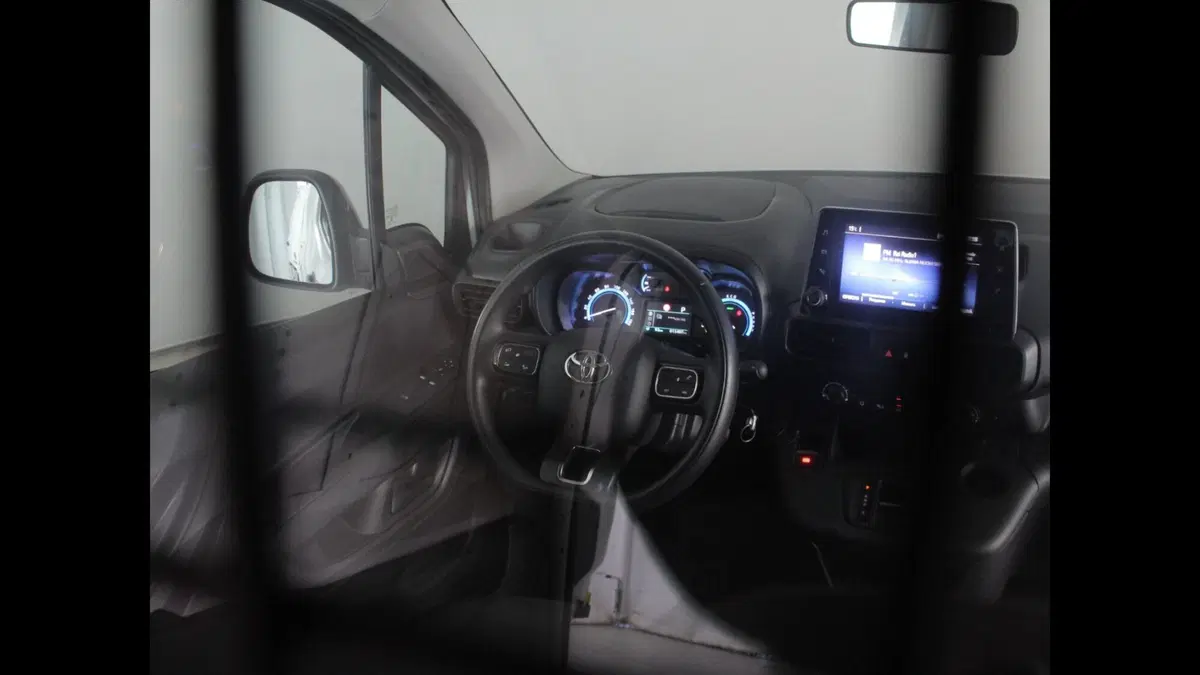 Toyota Proace City Electric usata a Palermo (9)