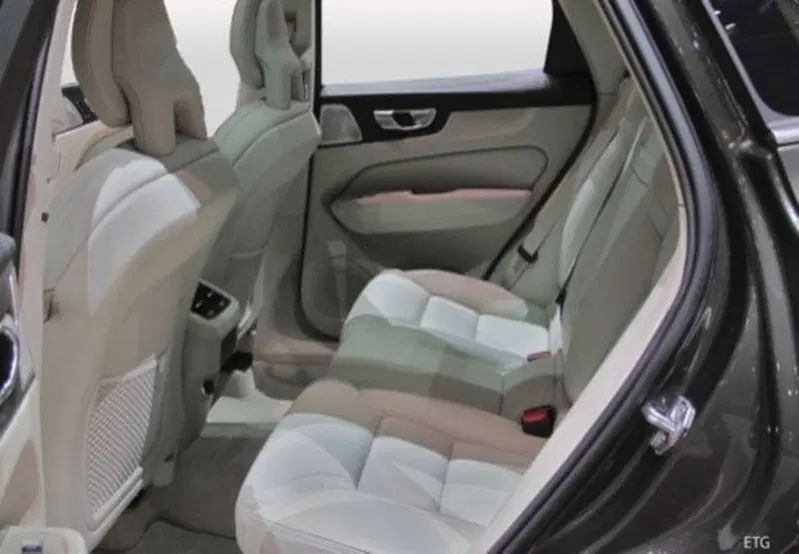 Volvo XC60 usata a Palermo (9)