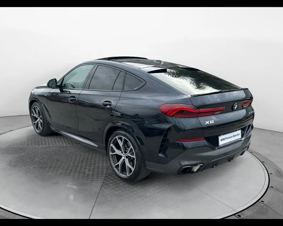 BMW X6 usata a Caserta (8)