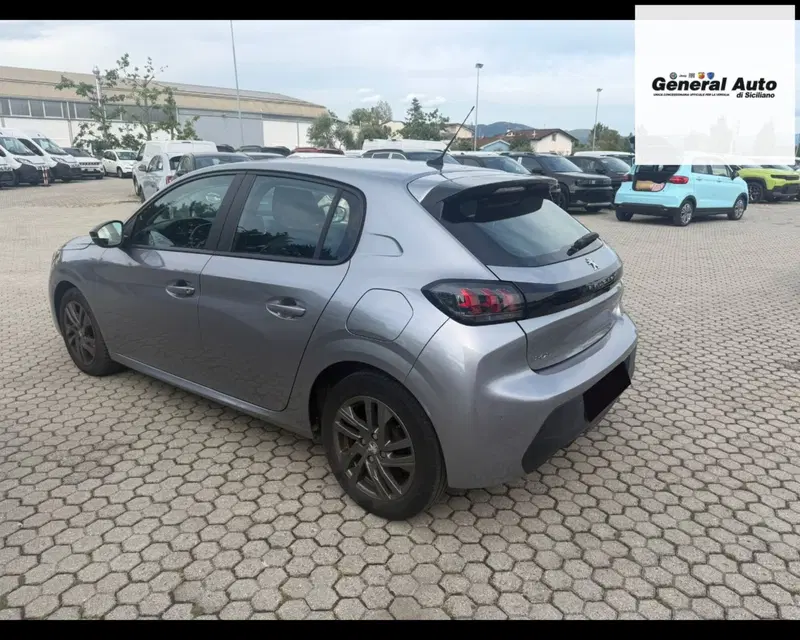 Peugeot 208 usata a Lucca (4)