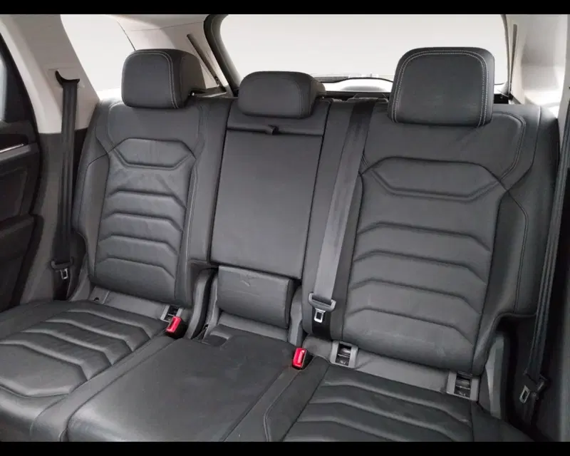 Volkswagen Touareg usata a Ravenna (13)