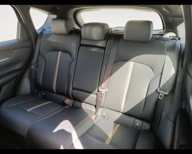 Mazda CX-60 nuova a Ravenna (13)