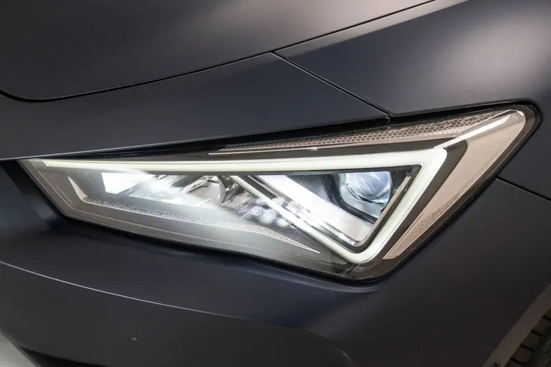 Cupra Leon usata a Varese (8)