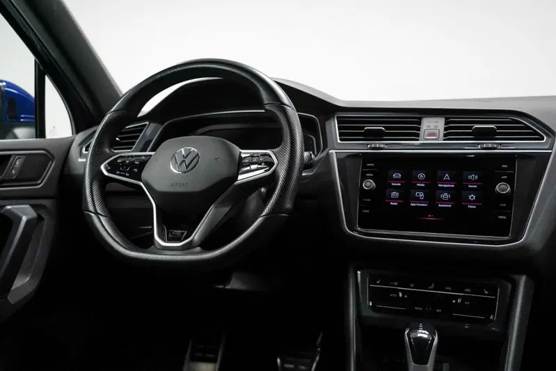 Volkswagen Tiguan usata a Varese (11)