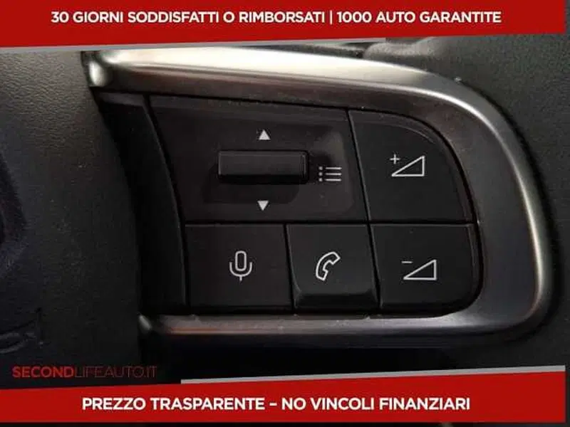 Jeep Avenger usata a Chieti (11)