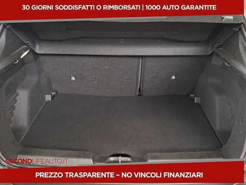 Jeep Avenger usata a Chieti (15)