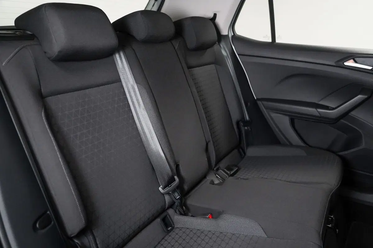 Volkswagen T-Cross usata a Varese (12)