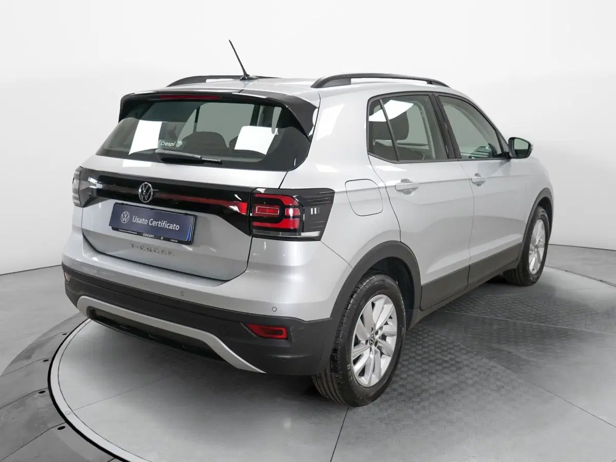 Volkswagen T-Cross usata a Varese (6)