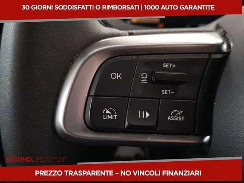 Jeep Avenger usata a Chieti (9)