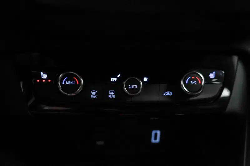 Opel Corsa usata a Varese (18)