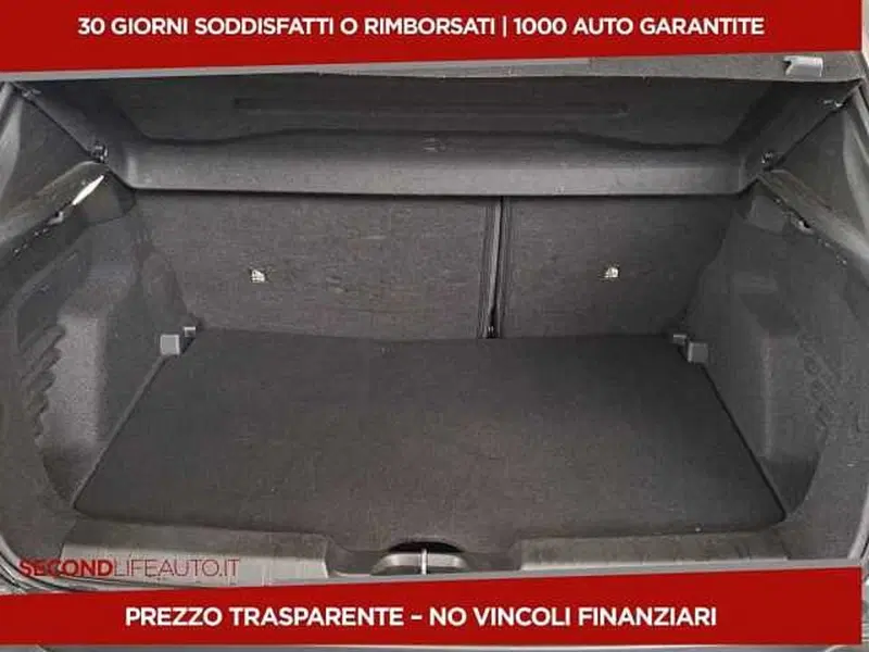 Jeep Avenger usata a Chieti (14)