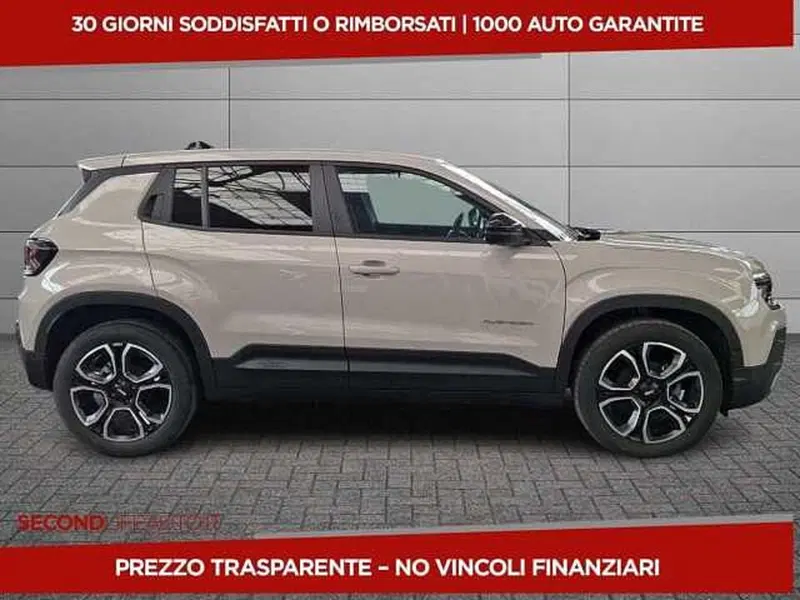 Jeep Avenger usata a Chieti (12)