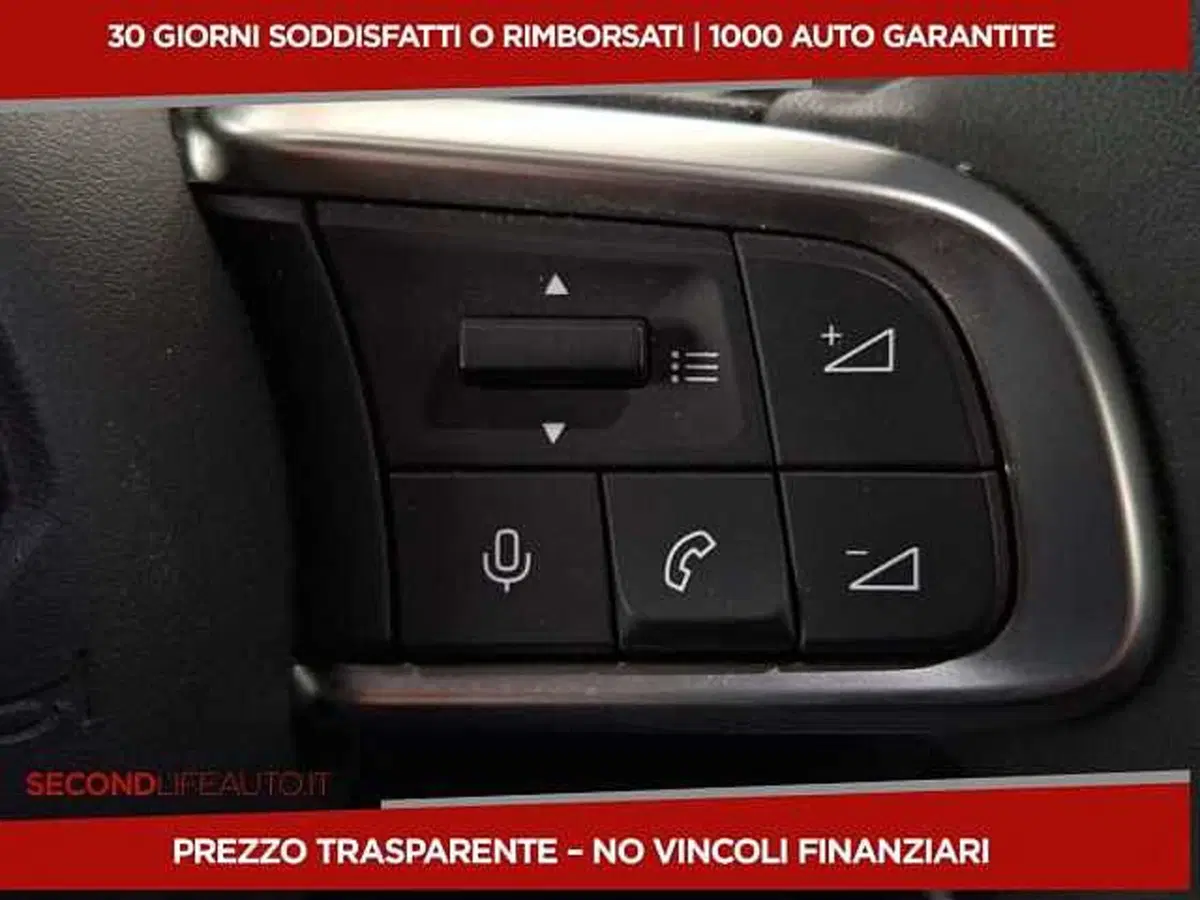 Jeep Avenger usata a Chieti (11)