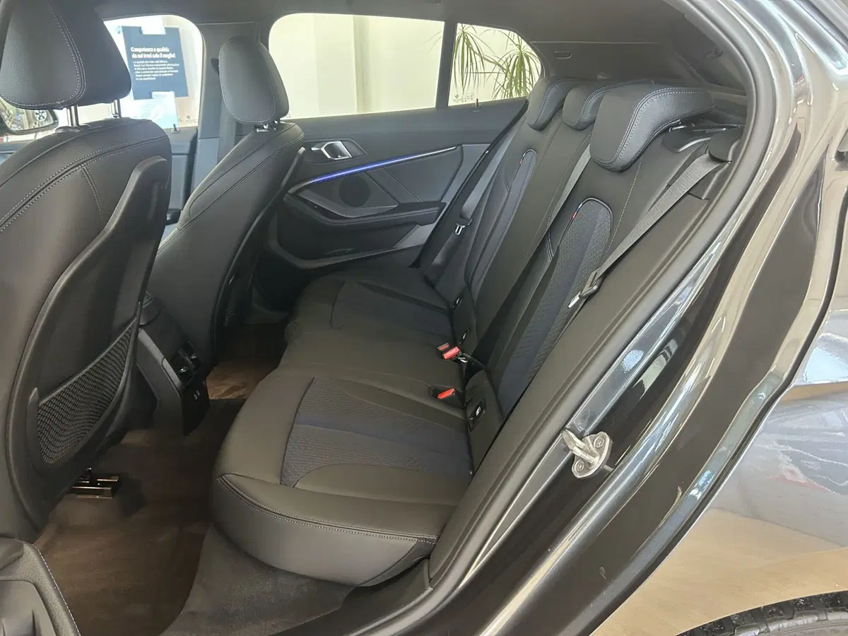 BMW Serie 1 5p. usata a Bari (15)