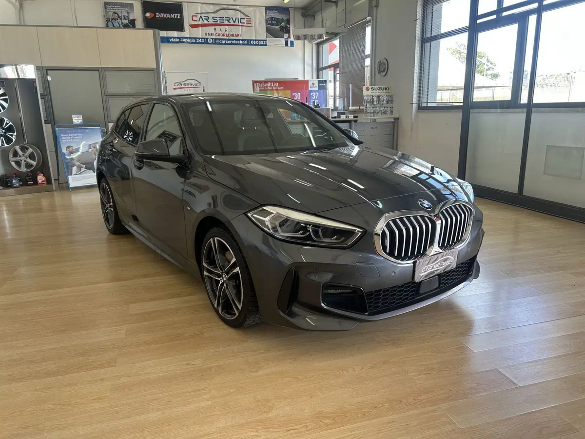 BMW Serie 1 5p. usata a Bari (3)