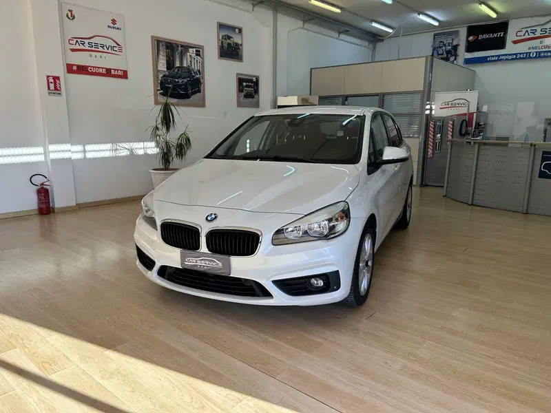 BMW Serie 2 Active Tourer usata a Bari