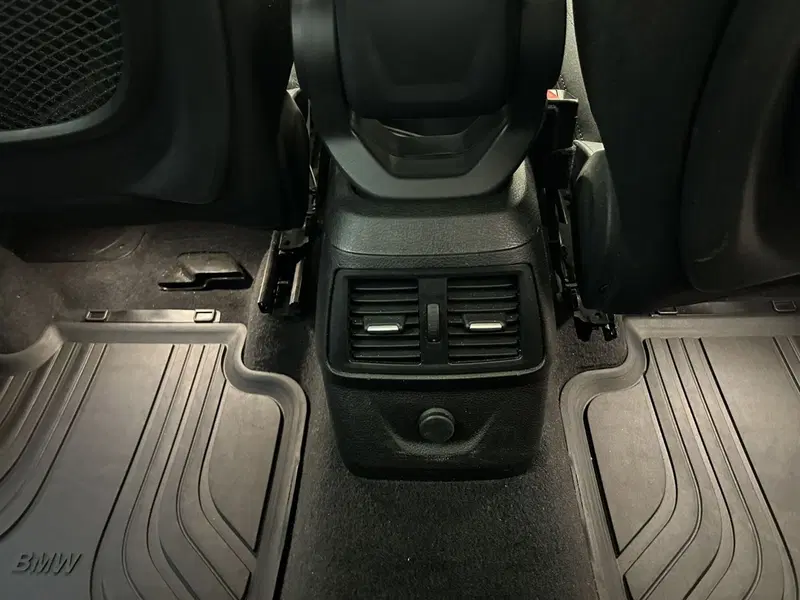 BMW Serie 2 Active Tourer usata a Bari (16)