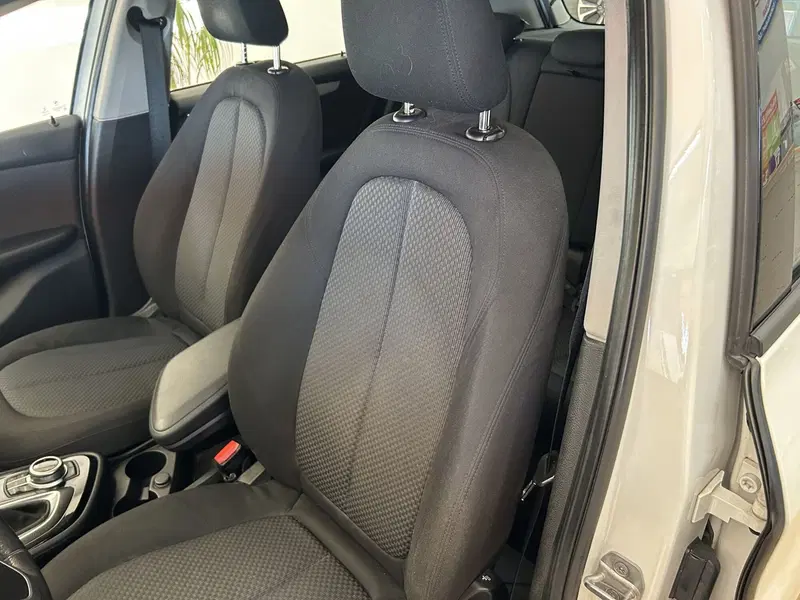 BMW Serie 2 Active Tourer usata a Bari (19)