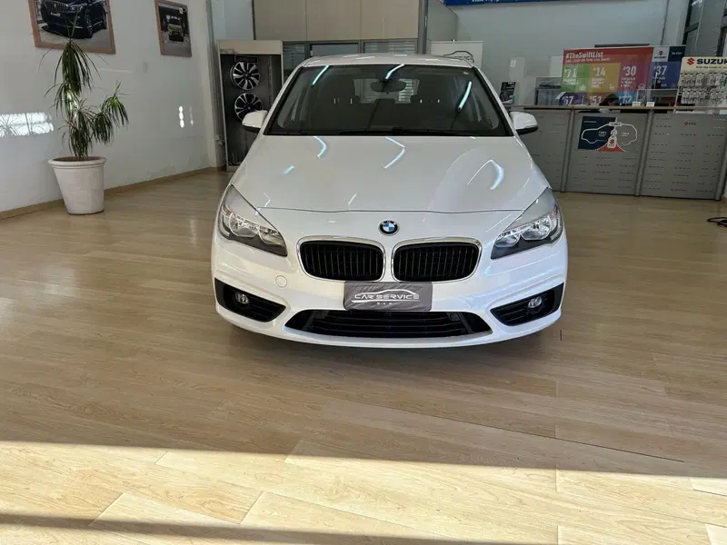 BMW Serie 2 Active Tourer usata a Bari (2)