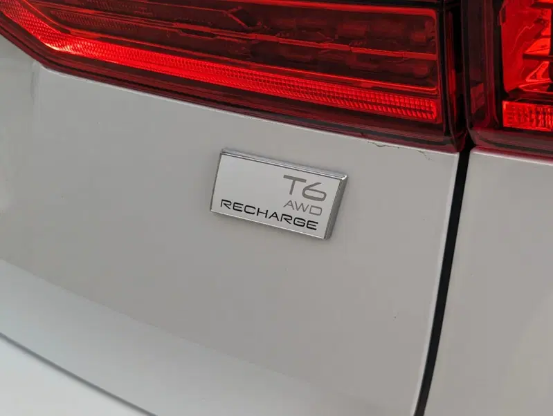 Volvo XC60 usata a Pescara (9)