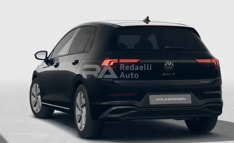 Volkswagen Golf nuova a Lecco (3)