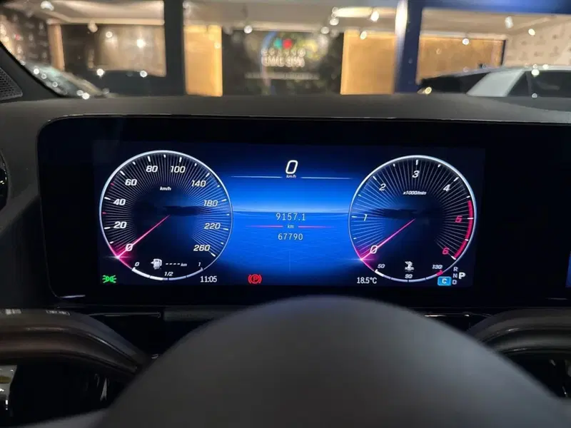 Mercedes-Benz GLA SUV usata a Prato (13)