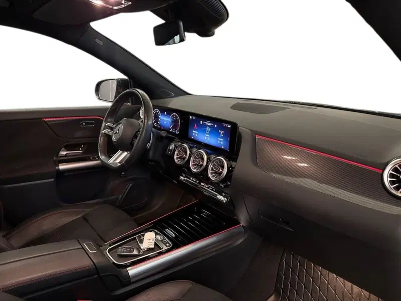 Mercedes-Benz GLA SUV usata a Prato (15)
