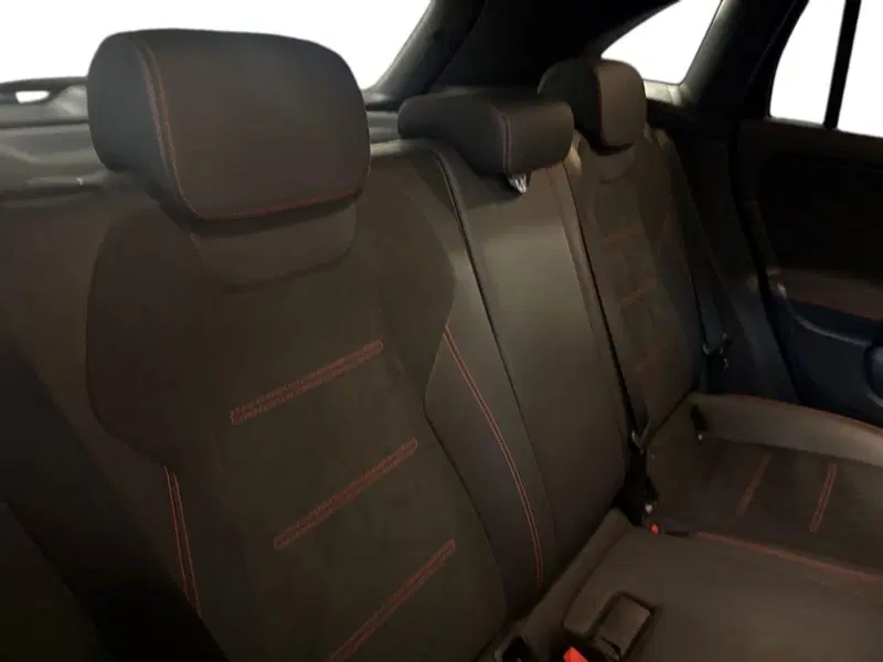 Mercedes-Benz GLA SUV usata a Prato (16)