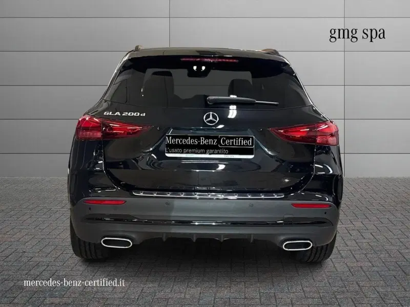 Mercedes-Benz GLA SUV usata a Prato (4)