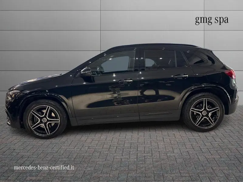 Mercedes-Benz GLA SUV usata a Prato (6)
