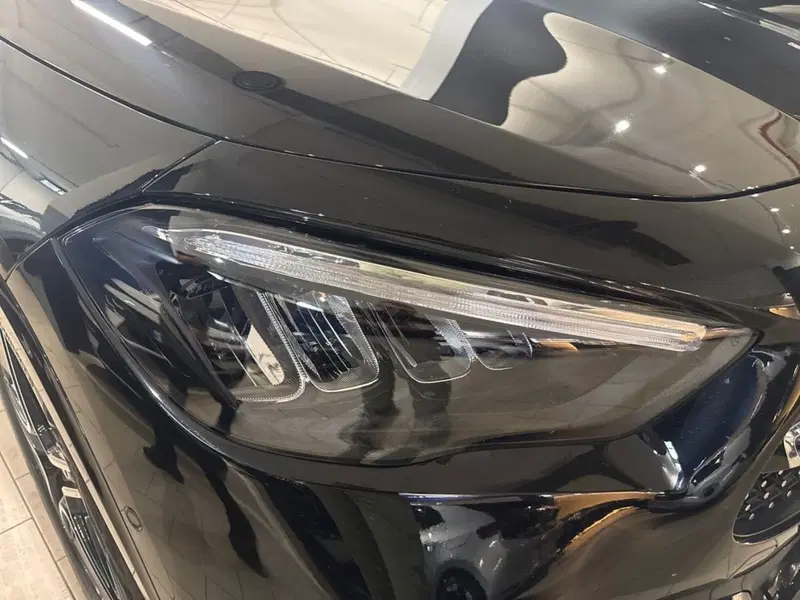 Mercedes-Benz GLA SUV usata a Prato (7)